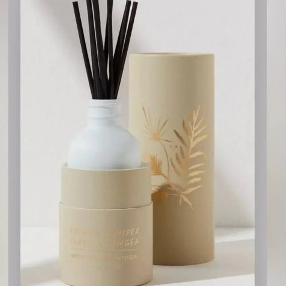 NIB Free People Apothecary Reed Diffuser in French Juniper, Clove & Ginger